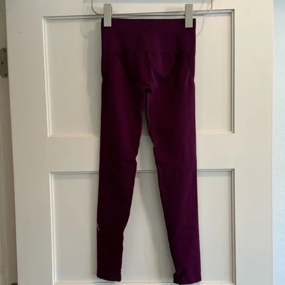 Women's Purple Leggings - Picture 4 of 4